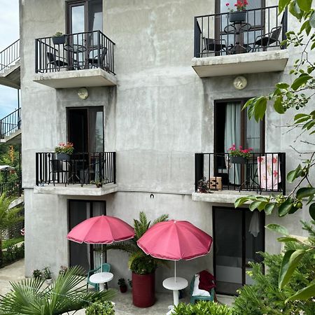 Family Hotel Our House Ts'ikhisdziri Ngoại thất bức ảnh