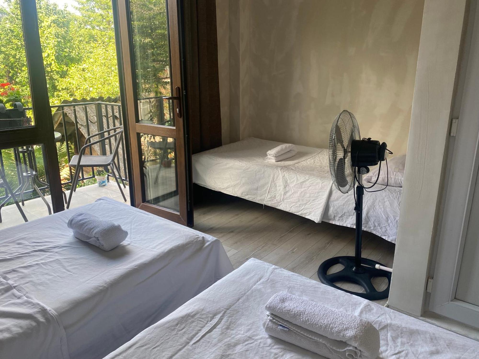 Family Hotel Our House Ts'ikhisdziri Ngoại thất bức ảnh
