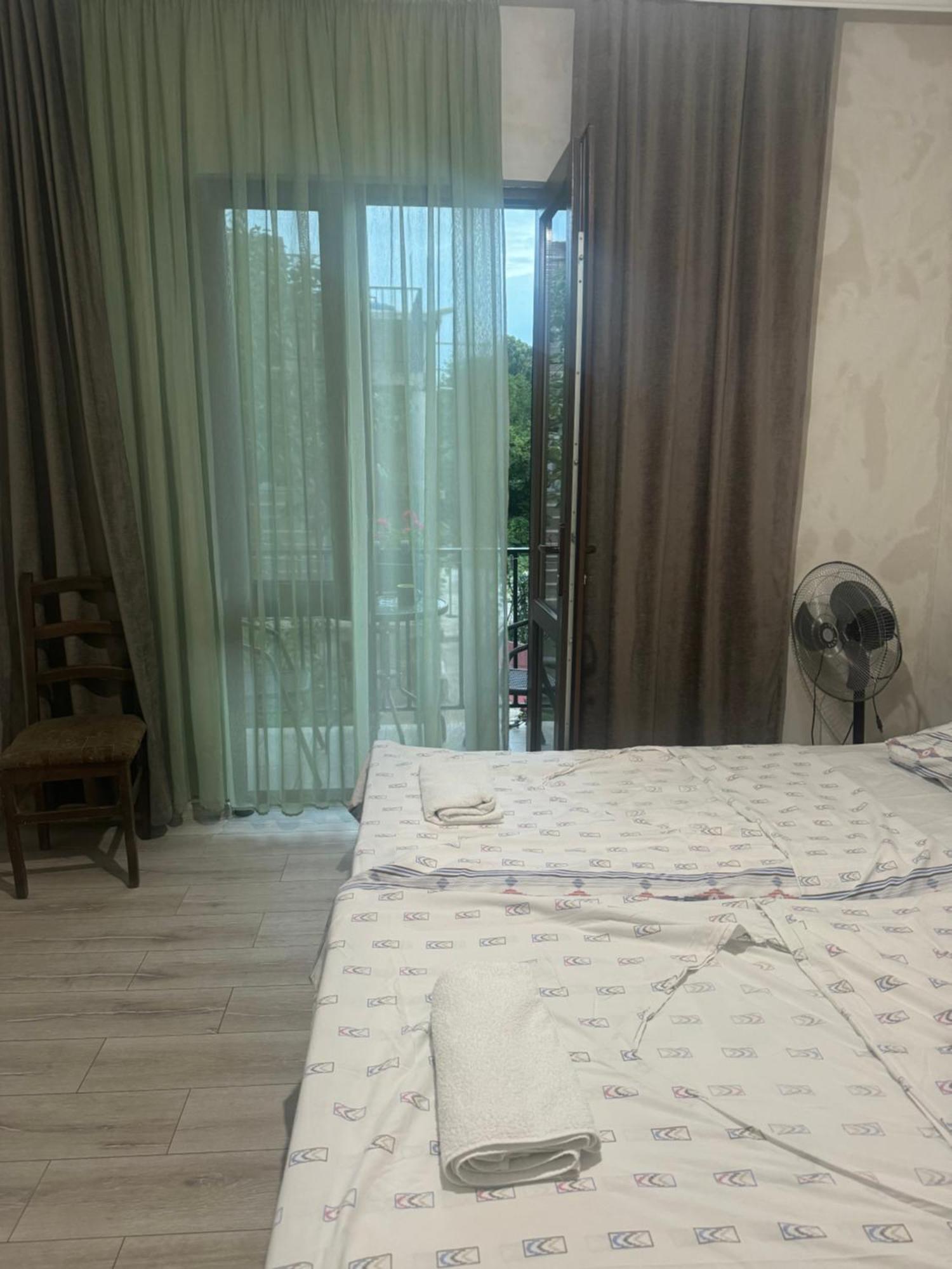 Family Hotel Our House Ts'ikhisdziri Ngoại thất bức ảnh